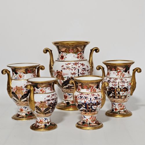 A STUNNING 19THC 5PIECE SUITEGARNITURE OF SPODE 967 PATTERN AMPHORA VASES - ADDITIONAL PHOTO 2
