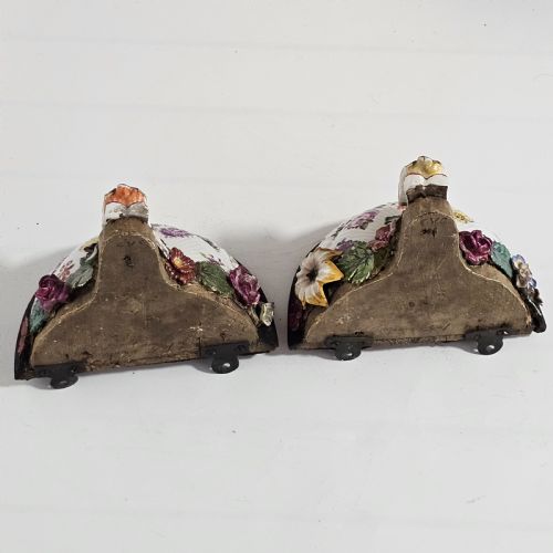 PAIR OF WALL BRACKETS MEISSEN STYLE PORCELAIN WOOD 19TH C HAND DECORATED VICTORIAN - ADDITIONAL PHOTO 4