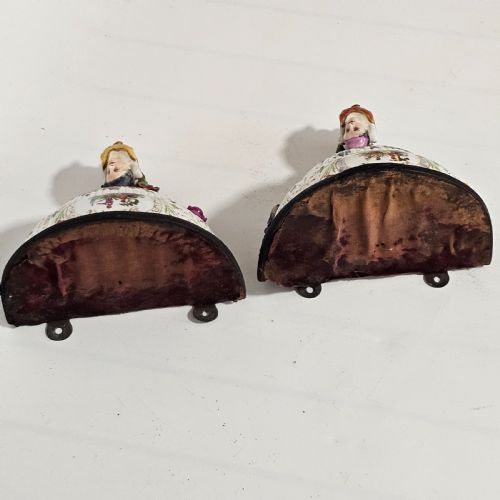 PAIR OF WALL BRACKETS MEISSEN STYLE PORCELAIN WOOD 19TH C HAND DECORATED VICTORIAN - ADDITIONAL PHOTO 5
