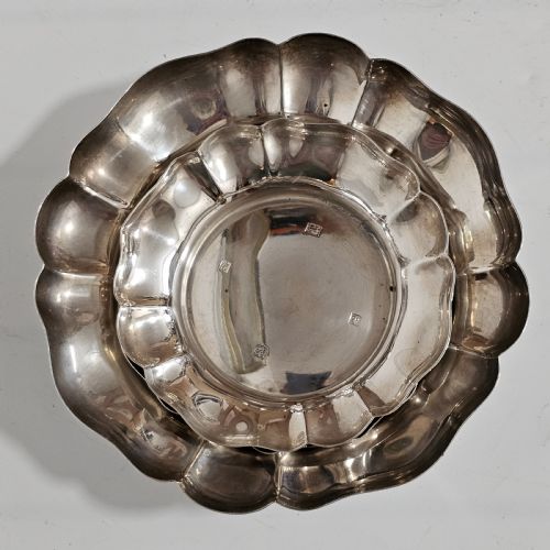A FINE TRIO OF HEAVY GAUGE STERLING SILVER FRILLED DISHES 327G C1965 - ADDITIONAL PHOTO 3
