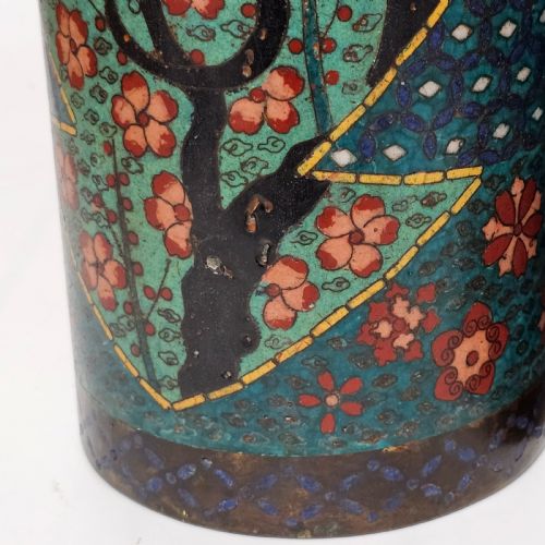 FINE LARGE CYLINDRICAL PAIR OF ORIENTAL CLOISONNE VASES C1900 305CM - ADDITIONAL PHOTO 10