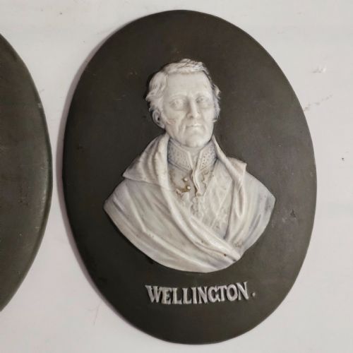 3 X RELIEF BASALT PORTRAIT PLAQUES DUKE OF WELLINGTON NAPOLEON BONAPARTE LORD NELSON - ADDITIONAL PHOTO 3