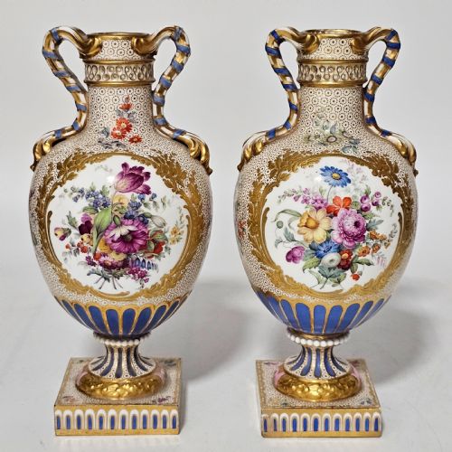 STUNNING PAIR OF REGENCY DERBY STYLE HANDPAINTED PORCELAIN VASES C18101825 - ADDITIONAL PHOTO 2