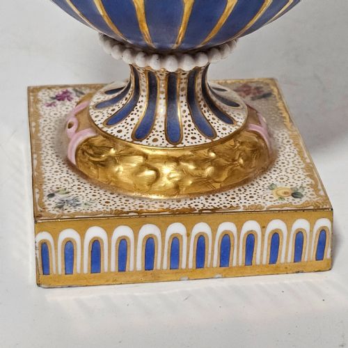 STUNNING PAIR OF REGENCY DERBY STYLE HANDPAINTED PORCELAIN VASES C18101825 - ADDITIONAL PHOTO 10