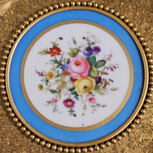 STRIKING 19THC SEVRES MOUNTED GILT BRASS DISH SURROUNDED BY ANTIQUE CAMEOS - ADDITIONAL PHOTO 2