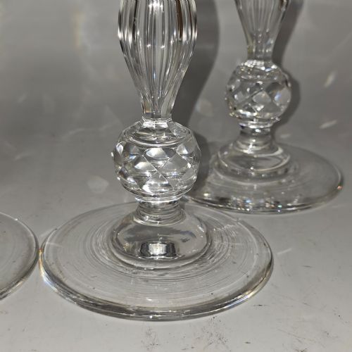 SET OF FOUR MATCHING CRYSTAL CUT CANDLESTICKS LATE 19THC - ADDITIONAL PHOTO 5