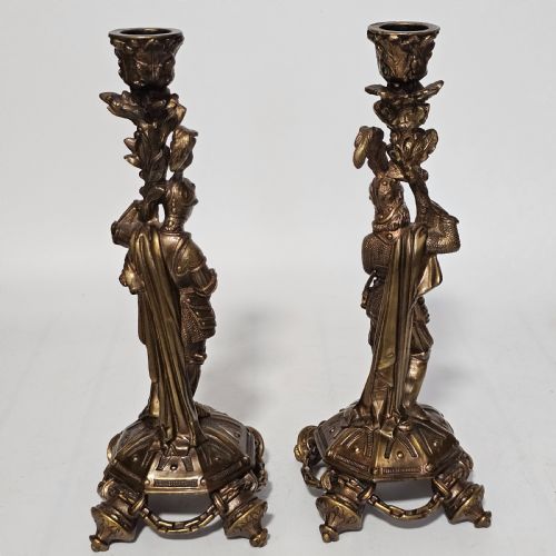 ATTRACTIVE 19THC PR OF GILDED BRONZE CANDLESTICKS MODELLED AS KNIGHTS - ADDITIONAL PHOTO 4