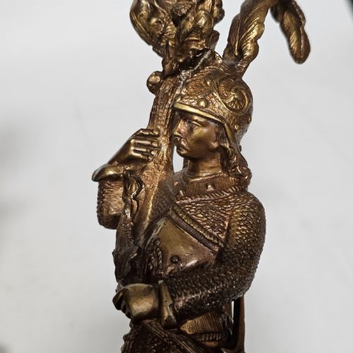 ATTRACTIVE 19THC PR OF GILDED BRONZE CANDLESTICKS MODELLED AS KNIGHTS - ADDITIONAL PHOTO 16