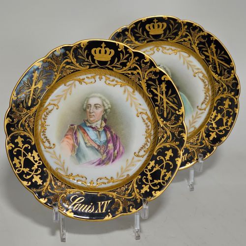 EXCEPTIONAL QUALITY PAIR OF SEVRES HAND PAINTED FRENCH 19TH CENTURY PORTRAIT PLATES OF LOUIS XV MDME LUKINSKA - ADDITIONAL PHOTO 2