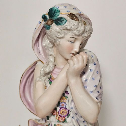 STUNNING LARGE 19THC PORCELAIN FIGURE BLUE CROSSED SWORDS MARK 47CM IN HEIGHT - ADDITIONAL PHOTO 9
