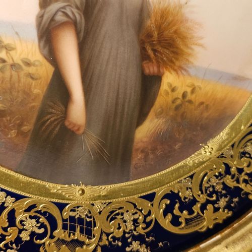 FABULOUS 19THC VIENNA SIGNED PORCELAIN PLATE 'RUTH' HOUSED WITHIN A STUNNING 54CM 19THC FLORENTINE FRAME - ADDITIONAL PHOTO 6