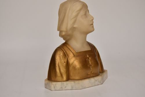 GUSTAVE VAN VAERENBERGH BELGIAN 18731927 ALABASTER AND GILT BUST OF A MAIDEN - ADDITIONAL PHOTO 9