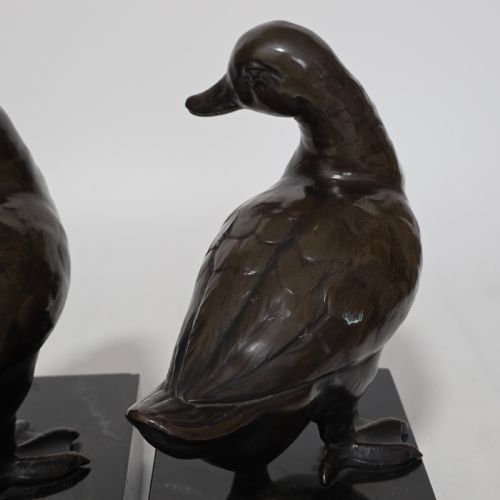 FINE QUALITY LARGE PAIR OF LATE 19THCEARLY 20THC CONTINENTAL BRONZE DUCKS ON MARBLE PLINTHS 21CM HIGH - ADDITIONAL PHOTO 18