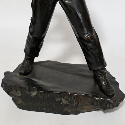 ANTOINE BOFILL SPANISH 18751939 'LA GLISSADE' 37CM BRONZE FIGURE OF A BOY SLIDING ON ICE - ADDITIONAL PHOTO 20