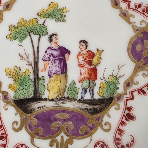 ANTIQUE 18TH CENTURY DOCCIA PORCELAIN SAUCER DISH FIGURES FLOWERS SCARCE - ADDITIONAL PHOTO 1