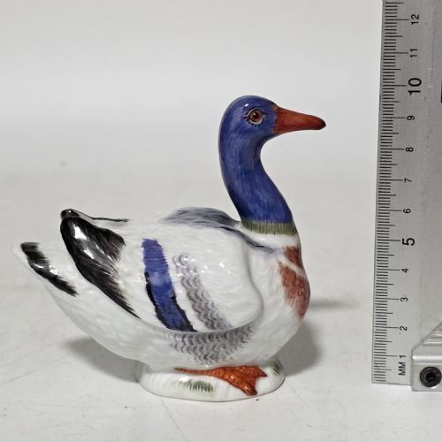 ANTIQUE GERMAN MEISSEN PORCELAIN DUCK FIGURINE HAND PAINTED 1477 - ADDITIONAL PHOTO 8