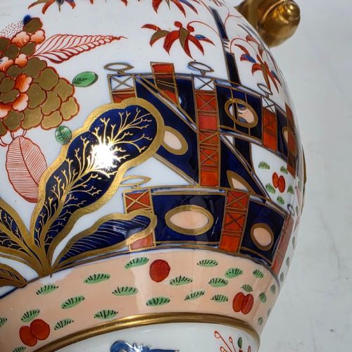 STUNNING 19THC LARGE SPODE 967 PATTERN AMPHORA VASE - ADDITIONAL PHOTO 6