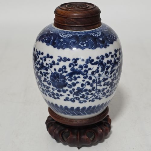 FINE 18THC19THC CHINESE GINGER JAR WITH CARVED WOODEN LID BASE - ADDITIONAL PHOTO 7