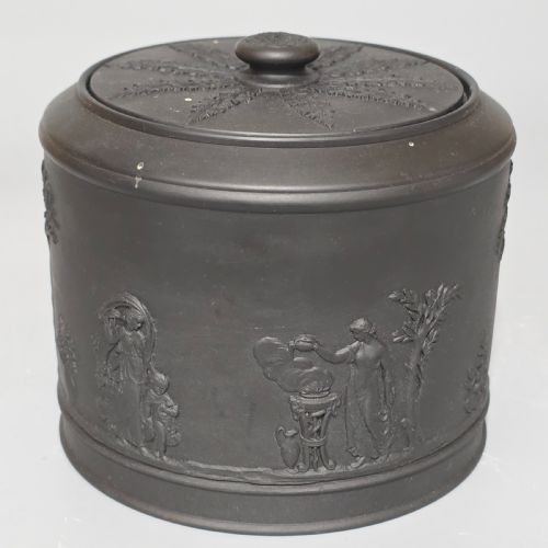 FINE ANTIQUE WEDGWOOD BLACK BASALT WARE 19TH CENTURY LIDDED SUCRIER POT - ADDITIONAL PHOTO 2