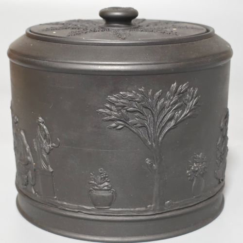 FINE ANTIQUE WEDGWOOD BLACK BASALT WARE 19TH CENTURY LIDDED SUCRIER POT - ADDITIONAL PHOTO 4