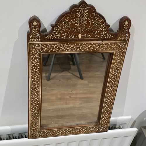 FINE QUALITY INLAID HOSHIARPUR HANGING MIRROR C1900 - ADDITIONAL PHOTO 2
