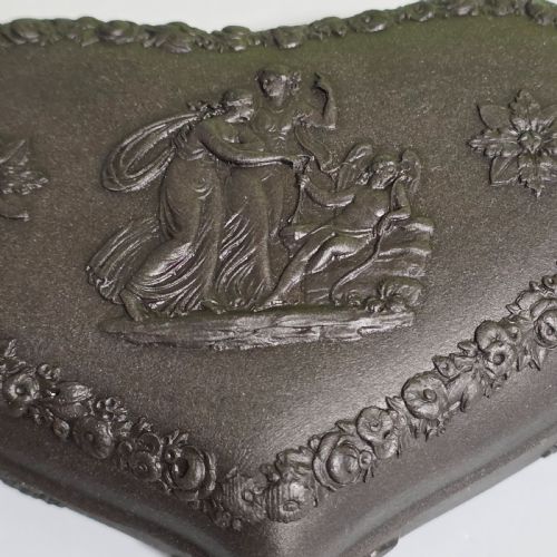 19THC WEDGWOOD BASALT WARE KIDNEY SHAPED TRINKET BOX - ADDITIONAL PHOTO 1