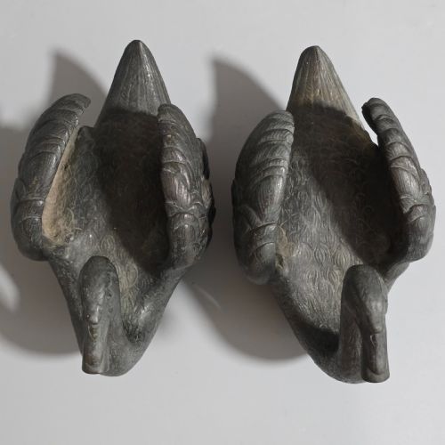 RARE PAIR OF 19THCENTURY BRONZE SWAN FOUNTAIN SPOUTS EXQUISITE DETAIL AND PATINA - ADDITIONAL PHOTO 2