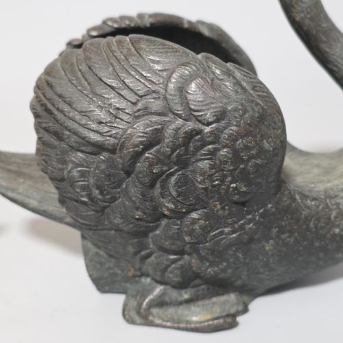 RARE PAIR OF 19THCENTURY BRONZE SWAN FOUNTAIN SPOUTS EXQUISITE DETAIL AND PATINA - ADDITIONAL PHOTO 23