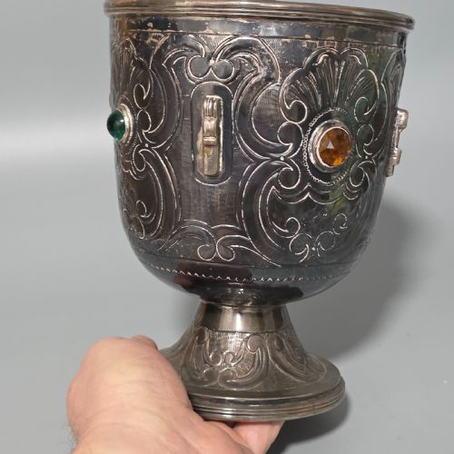 FABULOUS ANTIQUE LARGE 553G SPANISH SILVER ENGRAVED BOWL IN SET WITH STONES 553GM - ADDITIONAL PHOTO 6