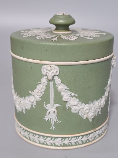 DELIGHTFUL GREEN WEDGWOOD TOBACCO JAR AND COVER C1880 - ADDITIONAL PHOTO 2
