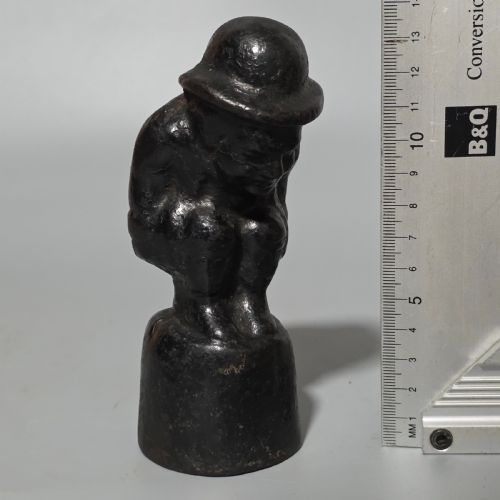 19THC CAST IRON PAPERWEIGHT PERFECT FOR THE BILLS - ADDITIONAL PHOTO 9