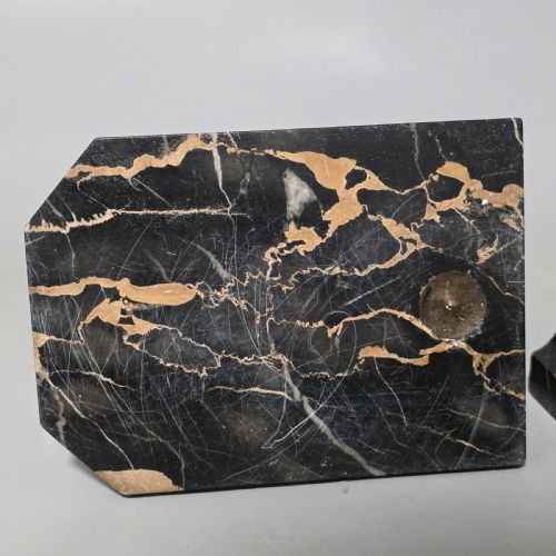 CHARMING PAIR OF EARLY 20TH CENTURY BRONZE MARBLE BOOKENDS - ADDITIONAL PHOTO 16