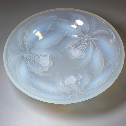 PAIR OF SIGNED 1930S FRENCH OPALESCENT GLASS BOWLS G VALLON VINTAGE CHERRIES DESIGN - ADDITIONAL PHOTO 8