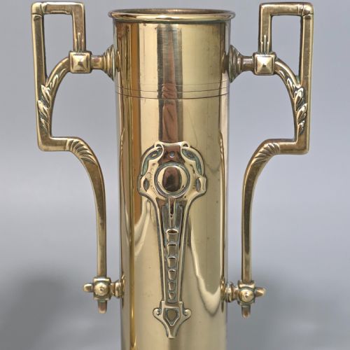 PAIR ANTIQUE ARTS CRAFTS BRASS TWIN HANDLED VASES C1910 DECORATIVE BRASS URNS - ADDITIONAL PHOTO 5