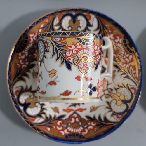 SET OF 4 X ANTIQUE SAMSON HANCOCK DERBY IMARI PATTERN COFFEE CANS SAUCERS KINGS PATTERN CIRCA 1860S - ADDITIONAL PHOTO 1