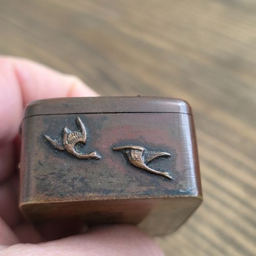 ANTIQUE JAPANESE BRONZEBRASS SNUFF BOX MID 19THC - ADDITIONAL PHOTO 10