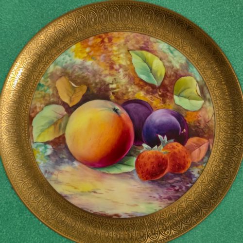 PAIR ANTIQUE WEDGWOOD HAND PAINTED FRUIT PLATES 27CM AD HOLLAND EMERALD GREEN GILT C1910 - ADDITIONAL PHOTO 2