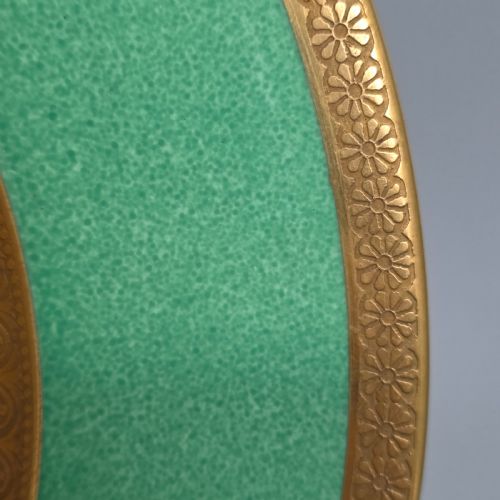PAIR ANTIQUE WEDGWOOD HAND PAINTED FRUIT PLATES 27CM AD HOLLAND EMERALD GREEN GILT C1910 - ADDITIONAL PHOTO 23
