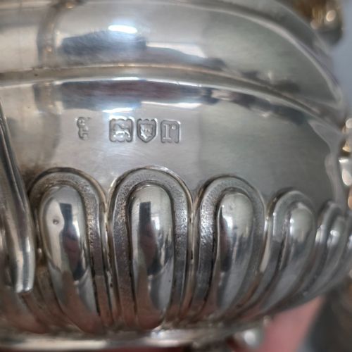 ANTIQUE SOLID SILVER THREEPIECE TEA SET LONDON 1918 CHARLES STUART HARRIS 1325G - ADDITIONAL PHOTO 3