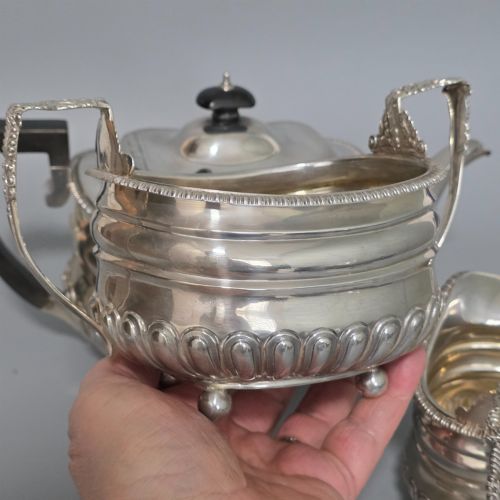 ANTIQUE SOLID SILVER THREEPIECE TEA SET LONDON 1918 CHARLES STUART HARRIS 1325G - ADDITIONAL PHOTO 7