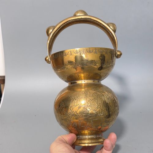 JEYPORE SCHOOL OF ART BRASS KAMANDAL HINDHU HOLY WATER CARRIER CIRCA 1900 THE SPHERICAL BODY - ADDITIONAL PHOTO 12