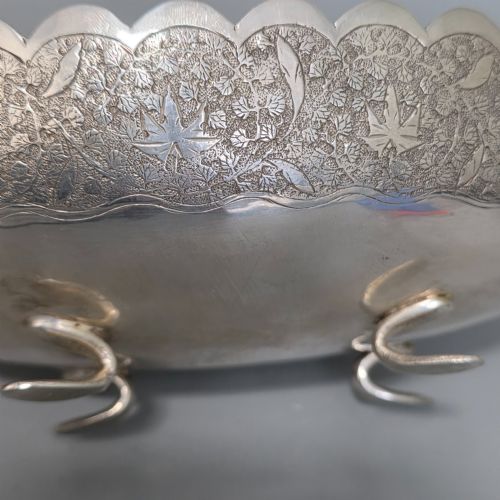 DELIGHTFUL QUALITY ANTIQUE PERSIAN SILVER ENGRAVED OVAL SHAPED BOWL - ADDITIONAL PHOTO 12
