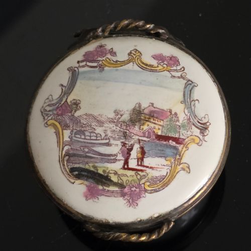EXQUISITE SOUTH STAFFORDSHIRE ENAMEL SNUFF BOX CIRCA 1765 SUPERB CONDITION - ADDITIONAL PHOTO 4