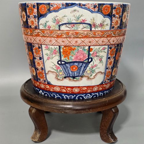 FINE LARGE LATE 19THC JAPANESE IMARI PLANTER STAND 35CM
