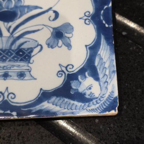 PR OF 18THC LIVERPOOL DELFT TILES ANGEL HEAD CORNERS AND FLORAL ARRANGEMENT CIRCA 1750 - ADDITIONAL PHOTO 8