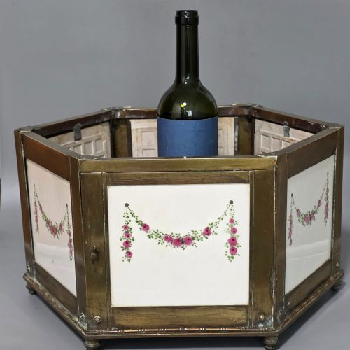 MAGNIFICENT LARGE ANTIQUE BRASS HEXAGONAL PLANTER WITH DECORATIVE TILED PANELS C1900 - ADDITIONAL PHOTO 2