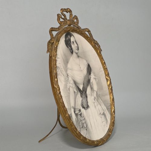LARGE ANTIQUE BRASS PHOTO FRAME - ADDITIONAL PHOTO 12