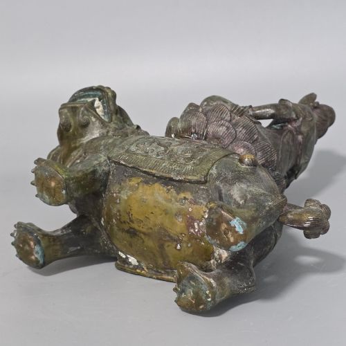 19THC LARGE CHINESE BRONZE GUANYIN ON A DOG OF FO 33CM HIGH - ADDITIONAL PHOTO 14