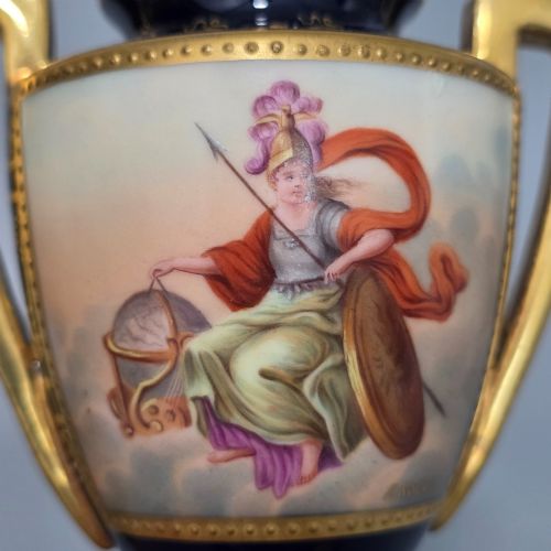 EXCEPTIONAL PAIR OF ANTIQUE VIENNA PORCELAIN EMPIRE AMPHORA VASES COVERS SIGNED F KOLLER - ADDITIONAL PHOTO 3