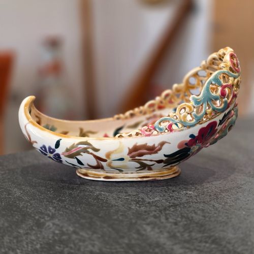 ANTIQUE ZSOLNAY PECS BOAT SHAPED RETICULATED DISH - ADDITIONAL PHOTO 1